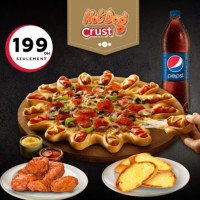 Pizza Hut food