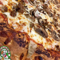 Vincenzo's Pizza Saugus food