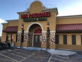 Los Patrones Mexican Grill outside