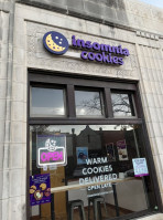 Insomnia Cookies food