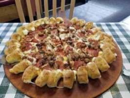 Pizza Hut food