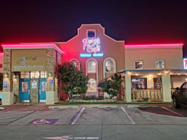 Rosa's Café Tortilla Factory outside