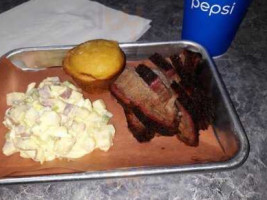 Kent's Kountry Bbq food