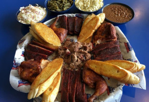 Bandana's -b-q Veteran's Memorial Parkway food