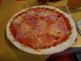 Pizzeria Il Caminetto food