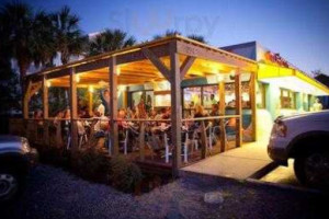 Mellow Mushroom Wrightsville Beach outside