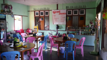 Ya Nant Aung Shan Noodle Shop food