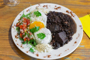 Central Do Brasil food