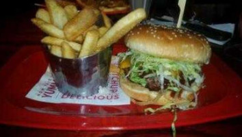 Red Robin Gourmet Burgers And Brews food