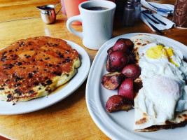 The Bayou Kitchen food