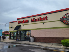 Boston Market outside