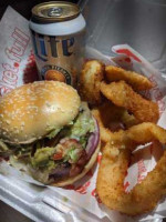 Red Robin Gourmet Burgers food