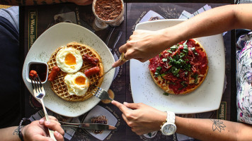 The Waffle House food