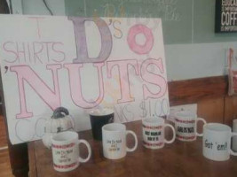 D 's 'nuts food