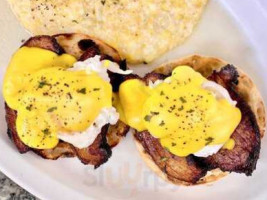 Johnny D's Waffles And Benedicts, Surfside Beach food