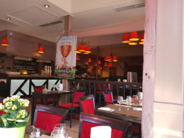 Les Relais D'alsace Taverne KarlsbrAeu Troyes food