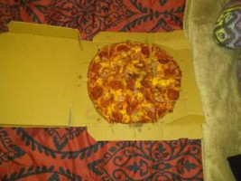 Domino's Pizza food