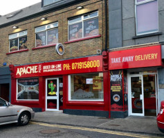 Apache Pizza outside