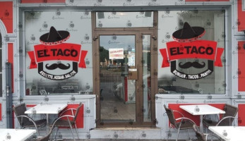 El Taco inside