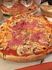 Pizza Pino food