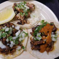 Marino's Tacos food