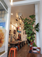 Giin Thai Canteen inside