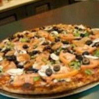 Pioneer Pizza Family Pub food