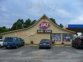 Dairy Queen Grill Chill outside