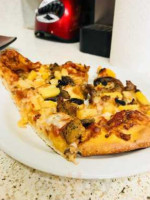 Domino's Pizza food