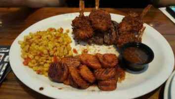 Miller's Ale House Rego Park food