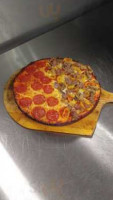 Detomaso's Pizzeria food