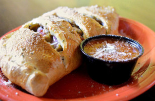 Rotolo's Pizzeria food