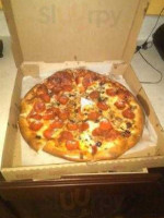 Bruno's Pizza food