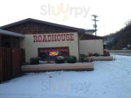 Riverside Roadhouse outside