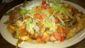 Mis Amigos Mexican Grill food