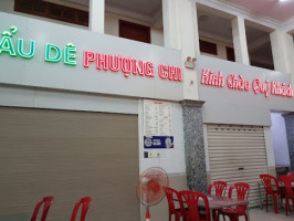 Lẩu Dê Phượng Chi inside