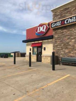 Dairy Queen Grill Chill outside