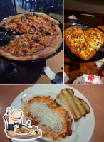 Boston Pizza food