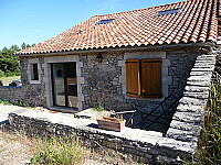 Ferme-Auberge de Jassenove outside