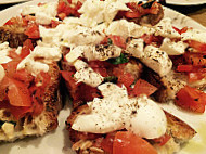 La Bruschetta food