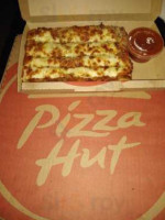 Pizza Hut food