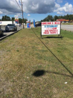 Nipigon Esso outside