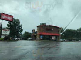 Wendy's outside