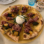 Bacio Di Puglia food