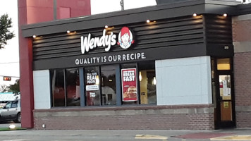 Wendy's outside