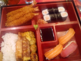 Oka Sushi food