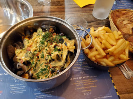 La Cabane A Moules food