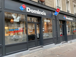 Domino's Pizza Metz outside