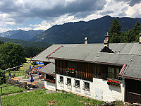 Neuneralm outside