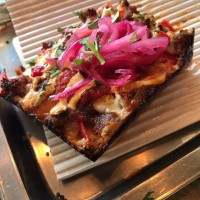 Descendant Detroit Style Pizza food